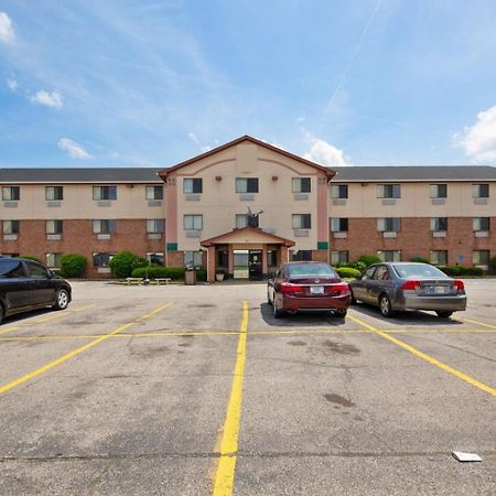 Oyo Hotel Portage I-94 Exterior photo