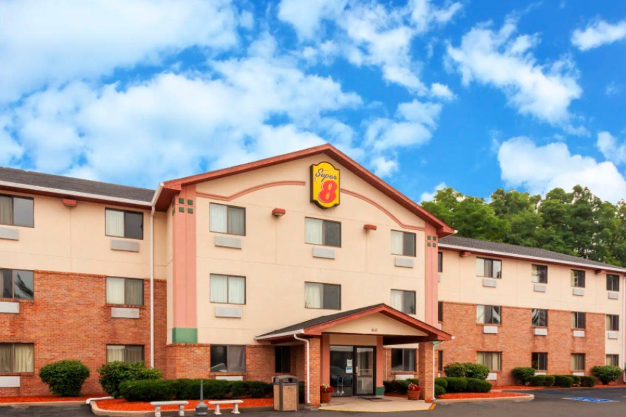 Oyo Hotel Portage I-94 Exterior photo
