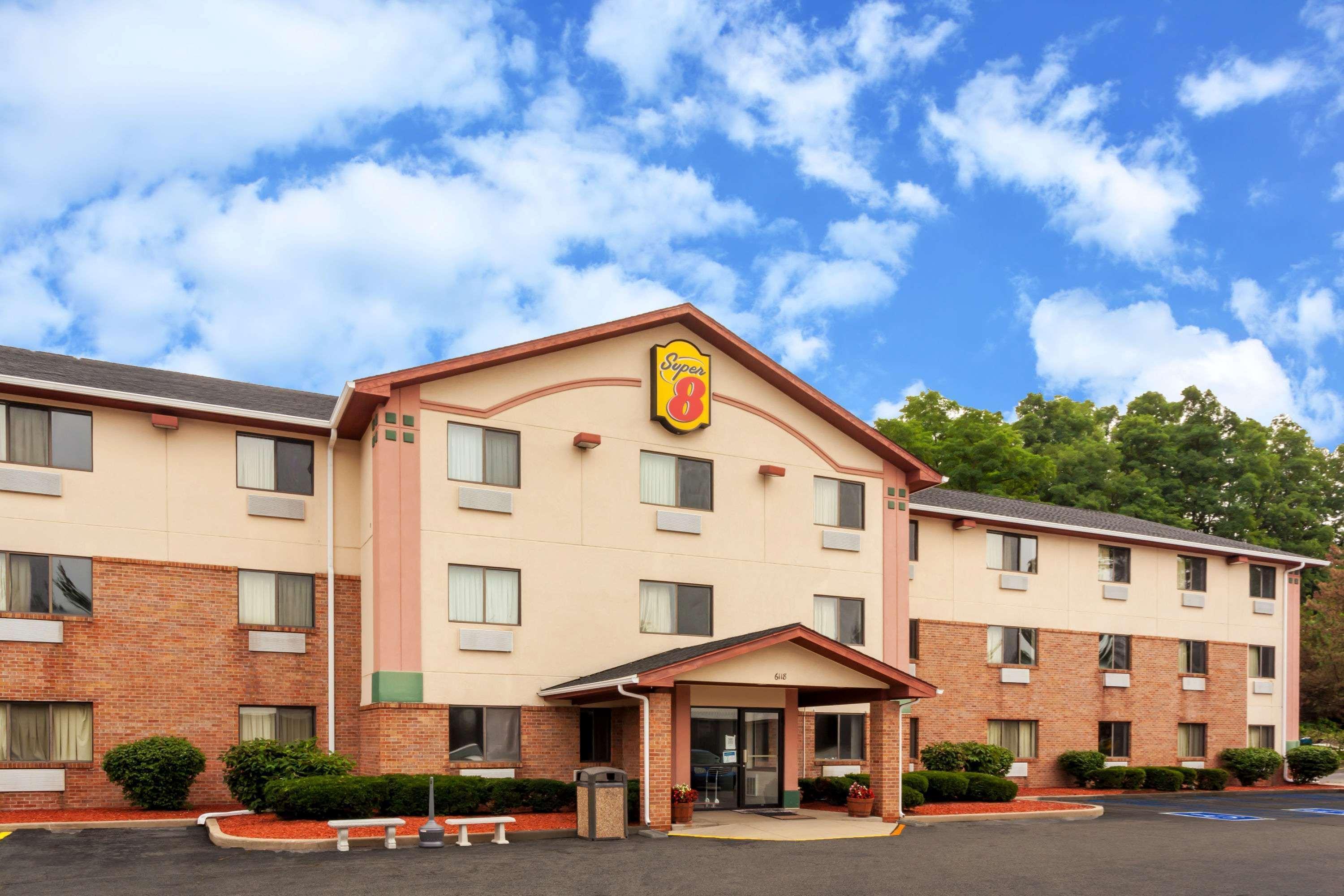Oyo Hotel Portage I-94 Exterior photo